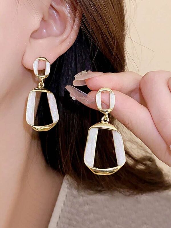 Fancy Hollow Triangle Long Geometric Drop Earrings - Image 4
