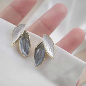 Stylish Earring for Women Girls Hoop Studs
