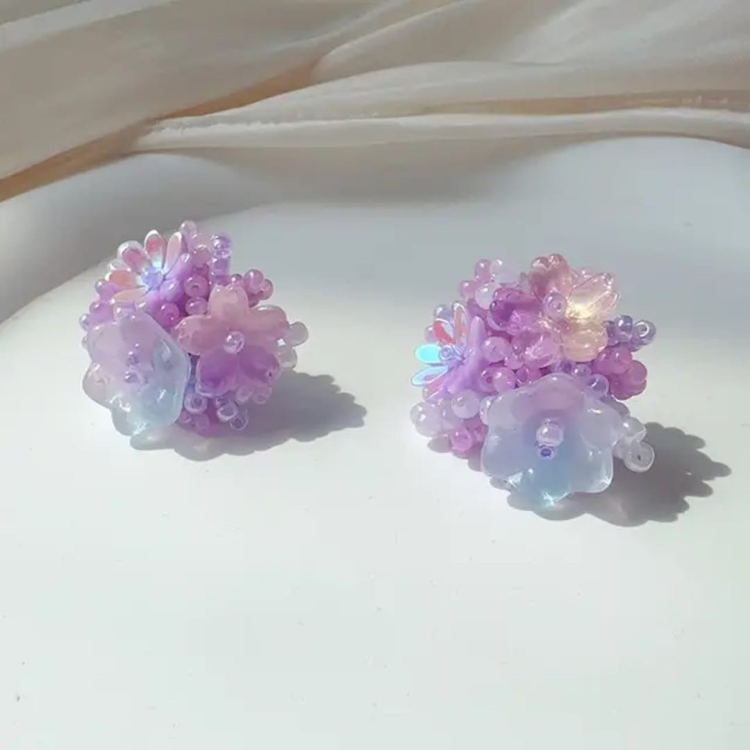 Purple Pearly Flower Earrings – Elegant Floral Studs for Women - Image 3